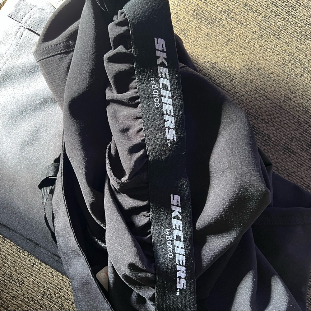 Skechers Women’s Black Scrub Pants - Picture 6 of 7